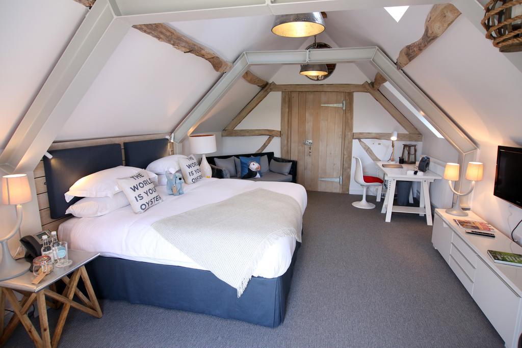 The Bell, Alderminster Bed and Breakfast Στράτφορντ απόν Έιβον Εξωτερικό φωτογραφία