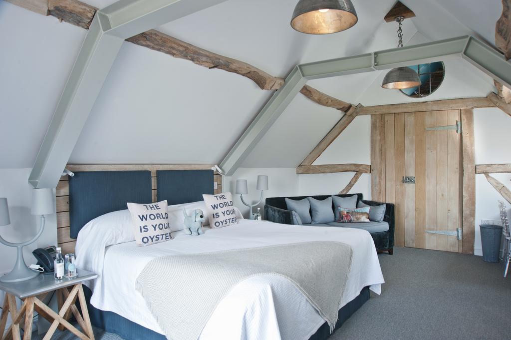 The Bell, Alderminster Bed and Breakfast Στράτφορντ απόν Έιβον Εξωτερικό φωτογραφία