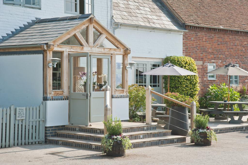 The Bell, Alderminster Bed and Breakfast Στράτφορντ απόν Έιβον Εξωτερικό φωτογραφία